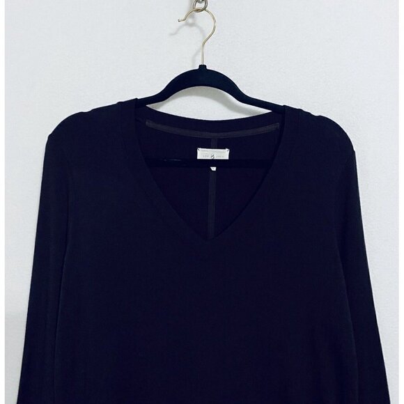 Lou Grey Womens Medium Signature Soft V Neck Long Sleeve Top Maroon Stretch - Picture 2 of 6